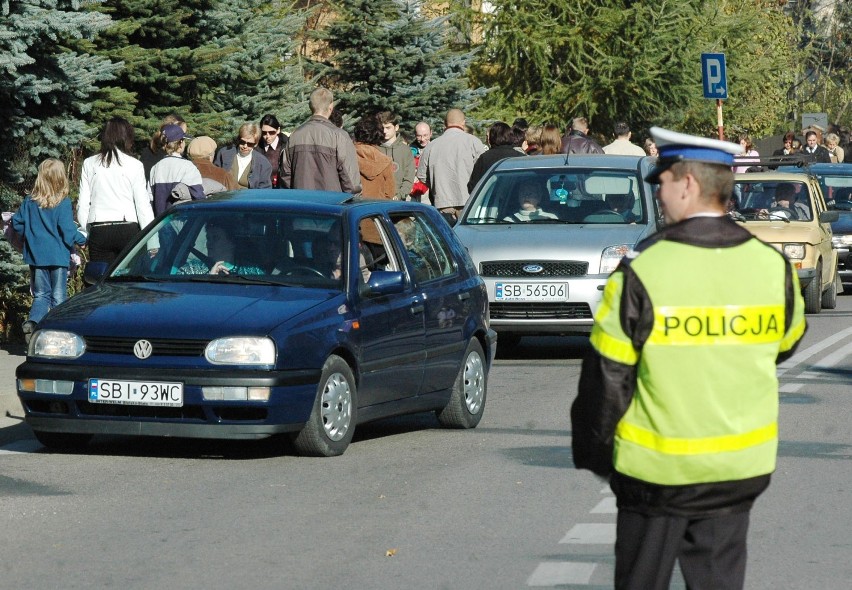 Akcja Znicz 2014 Warszawa. Stołeczni policjanci przygotowują się na wzmożony ruch