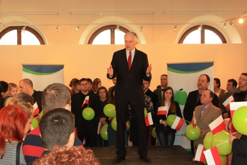Gowin w Sosnowcu: liderzy list do Europarlamentu w woj. śląskim to Polityczny Park Jurajski [FOTO]