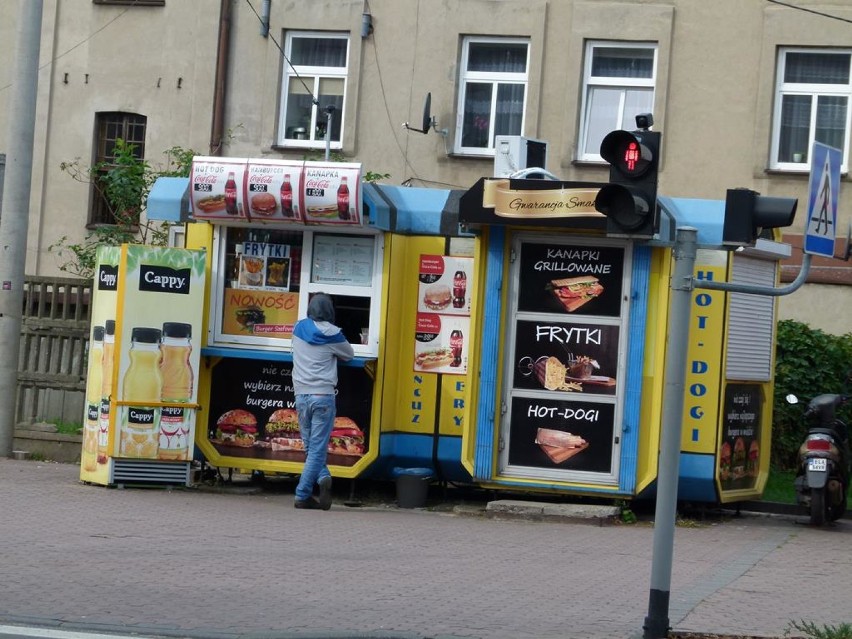 Zduńska Wola. Z centrum miasta znikną budki z hamburgerami?