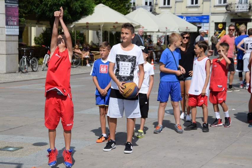 Zakończyły się „Wakacje z koszykówką” w Kielcach