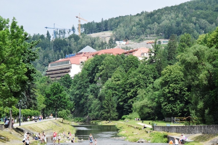 Inwestycja na zboczu Bukowej w Wiśle od początku budzi...