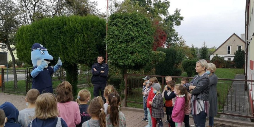 Wizyta policjantów w szkołach na terenie powiatu żnińskiego
