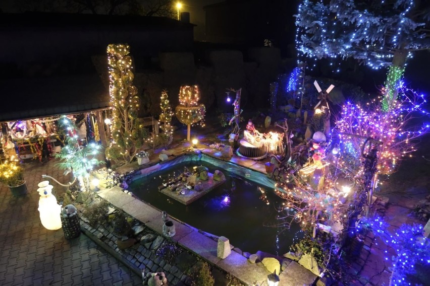 To prawdopodobnie najpiękniej świątecznie rozświetlony dom w województwie śląskim! Robi ogromne wrażenie ZDJĘCIA