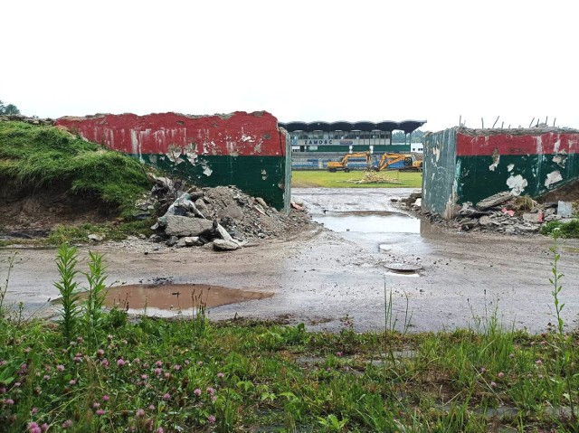 Zamojski stadion miejski przy ul. Królowej Jadwigi powstał w latach 30 ub. wieku