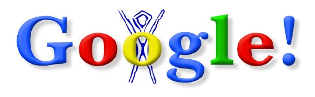 To pierwszy doodle z 1998 r. Figurka symbolizuje postać z festiwalu Burning Man w Nevadzie, na który wyjechali właściciele Google'a. Grafika była swojego rodzaju powiadomieniem o nieobecności.