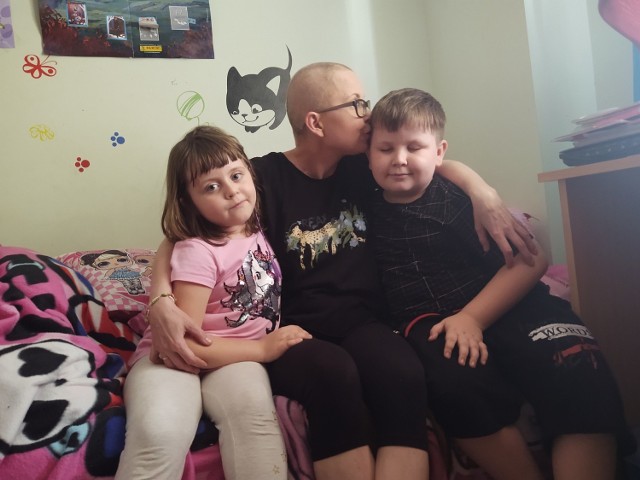 Anna Głuch - mama czwórki dzieci dzielnie walczy z rakiem