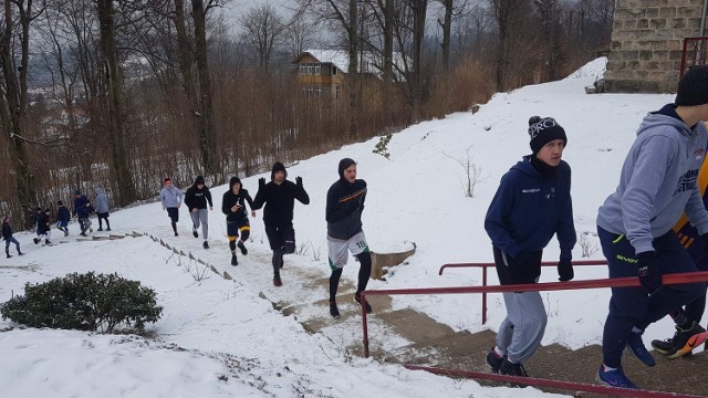 Zawodnicy Chromika Żary trenują na obozie kondycyjnym w Karpaczu