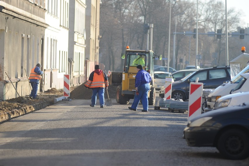 Remont ulicy Grota Roweckiego w Lesznie