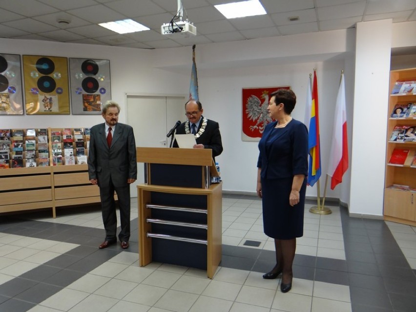 Święto Niepodległości Radomsko 2014: Uroczysta sesja w Miejskiej Bibliotece Publicznej [ZDJĘCIA]