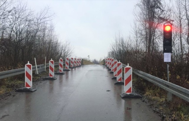 Most „Bronisław” na Wiśle, znowu remontowany. Mieszkańcy i kierowy oczekują gruntownej przebudowy lub nowej przeprawy.