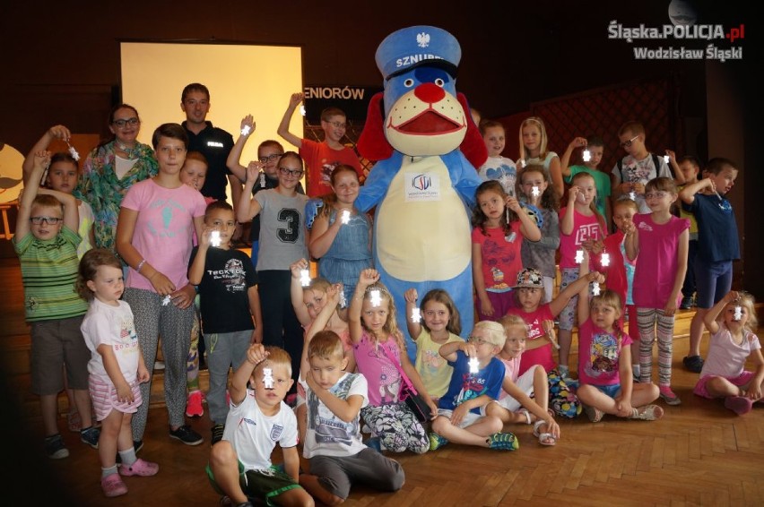 Sznupek i policjant odwiedzili dzieci w Czyżowicach