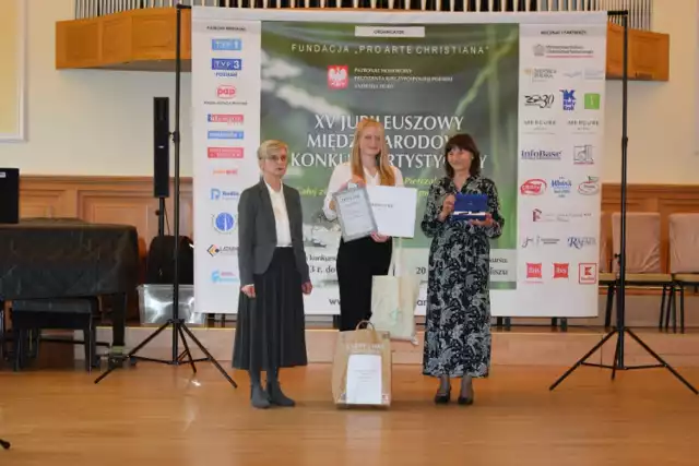 Uczennica I LO w Kaliszu w gronie laureatów międzynarodowego konkursu im. Włodzimierza Pietrzaka