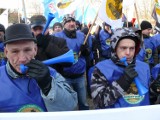 Związkowcy protestowali pod szpitalem w Bełchatowie w obronie zwolnionego pracownika [ZDJĘCIA]