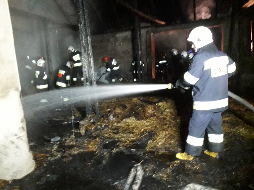 Policjanci zatrzymali podejrzanego o podpalenie stodoły w Zgorzałem