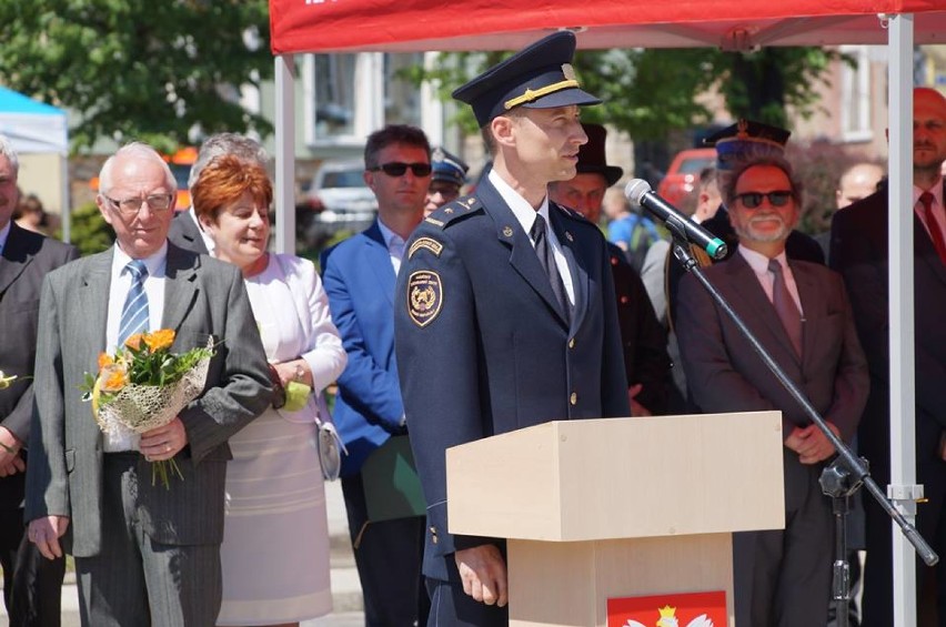Strażacy świętowali na wodzisławskim rynku