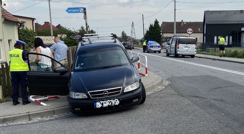 Wypadek samochodu z kolumny prezydenckiej w Folwarku pod Opolem