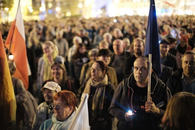 Łańcuch światła w Poznaniu - 1 października 2017 r.