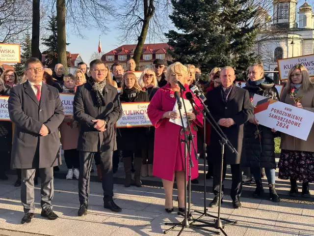 Burmistrz Ewa Kulikowska będzie ubiegać się o reelekcję. Na piątkowej konferencji zaprezentowała swoją drużynę do rady miejskiej i rady powiatu