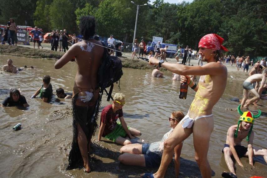 Przystanek Woodstock 2014: Golasy, wolna miłość i zabawy w...