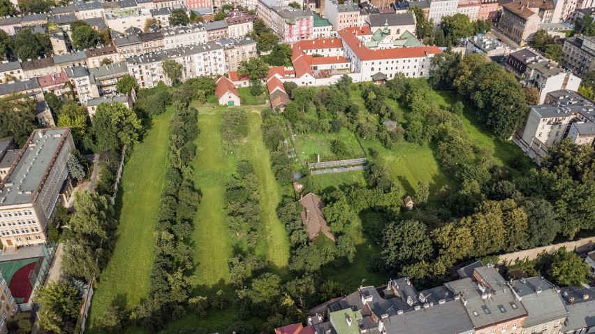 Kraków. Klasztorne ogrody dostępne dla mieszkańców? 