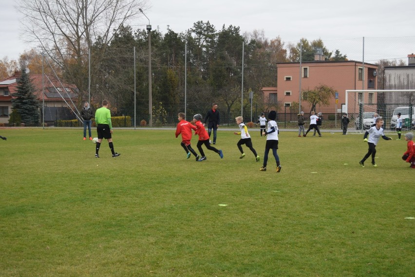Ostatnie rozgrywki ligowe juniorów w Goręczynie. W rywalizacji wzięło udział sześć drużyn [ZDJĘCIA]