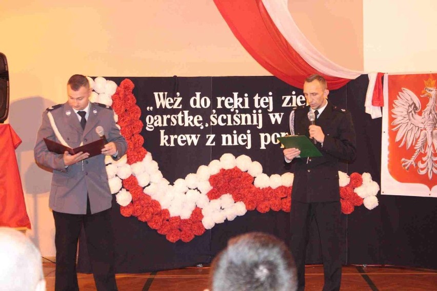 Wieczór poezji w SP im. Marii Konopnickiej w Dobrzyniu nad Wisłą [zdjęcia]