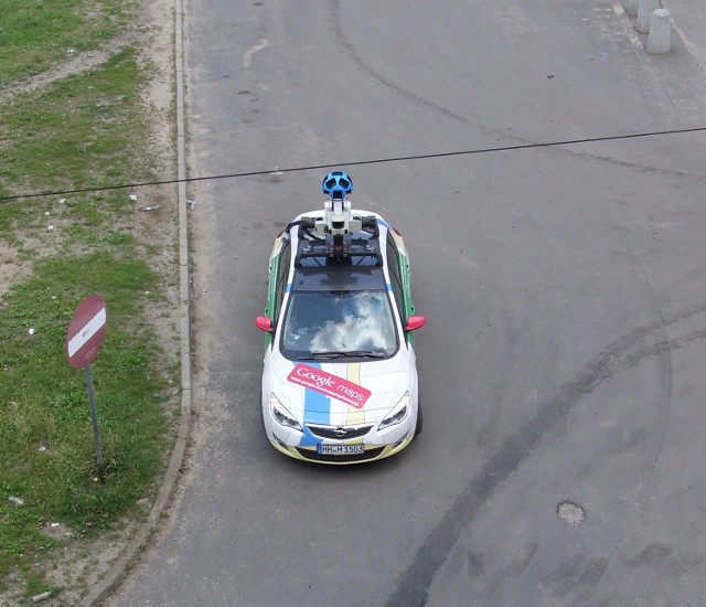 Zdjęcie samochodu Google Street View w Jaworznie, zrobione na Grunwaldzkiej przez internautkę Izę.