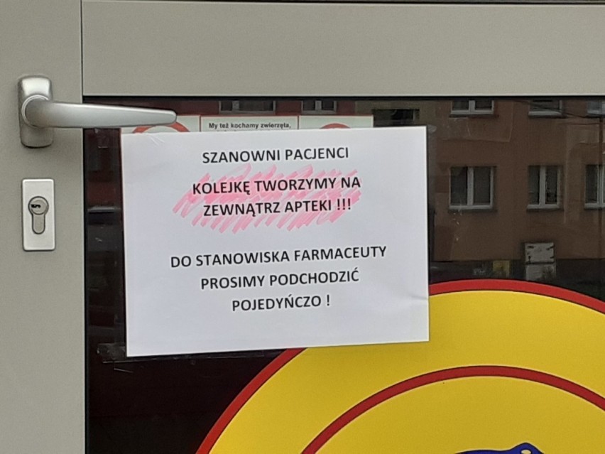 Sytuacja przed apteką w Mysłowicach