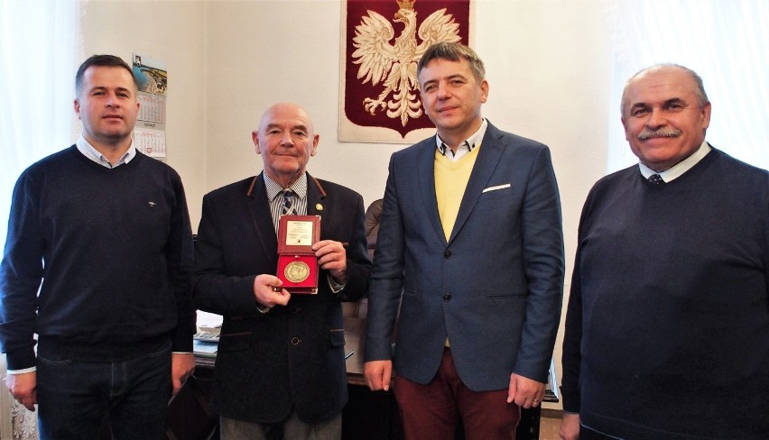 Burmistrz Sycowa uhonorowany przez Związek Piłsudczyków