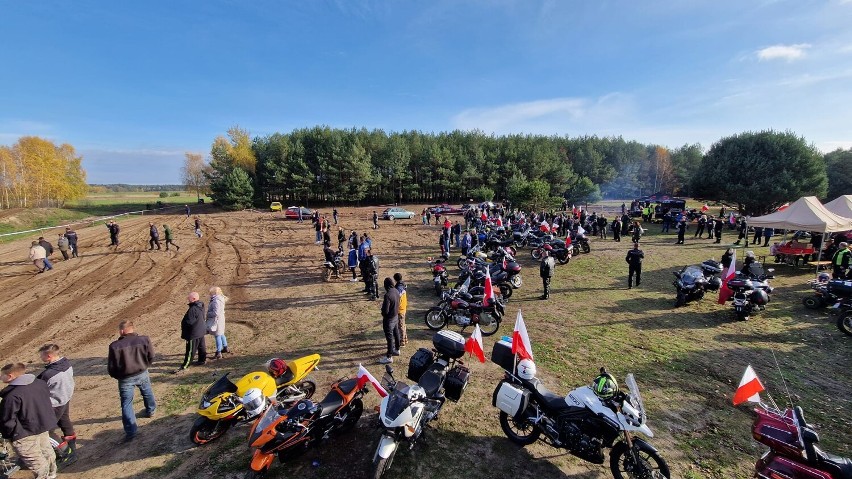 Parada motocyklowa i piknik w gminie Szczerców