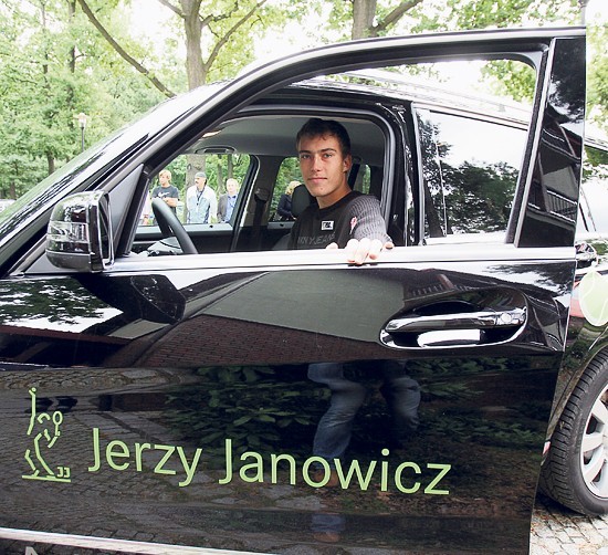 Jerzy Janowicz otrzymał dobrze oznakowanego mercedesa