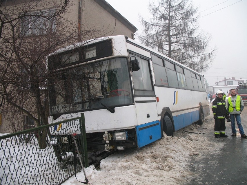Tragiczny wypadek w Tarnowskich Górach - Strzybnicy. Autobus najechał na kobietę