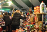 Zakupy świąteczne: Na poznańskich rynkach cisza i puste kieszenie [ZDJĘCIA]
