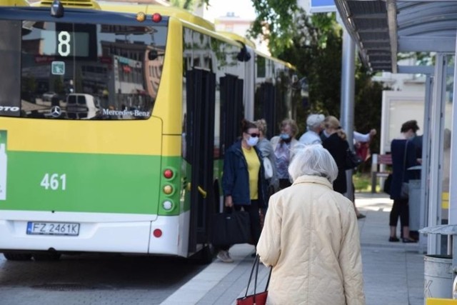 Od połowy maja liczba w miejsc w autobusach MZK w połowie ma być pusta