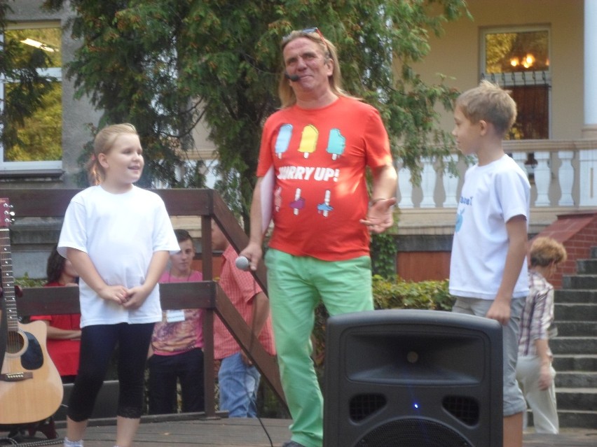 Festyn Integracyjny „Smacznie, zdrowo, kolorowo„ w Konarzewie