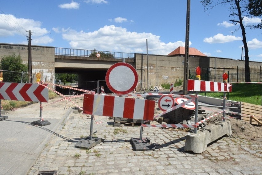 Remonty na ulicach Żar to test cierpliwości dla kierowców....