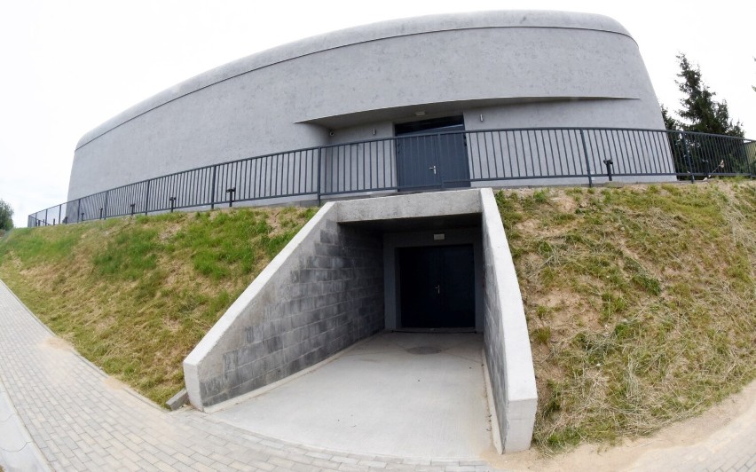 Nowy budynek muzeum MRU ma kształt bunkra.