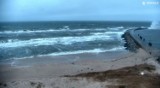 Silny wiatr na wybrzeżu. W Darłówku sztorm, wydano alert RCB
