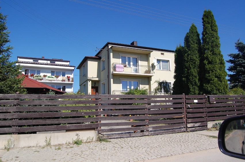 Olkusz, dom burmistrza Dariusza Rzepki. Oświadczenie: 250...