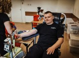 Policjant z Sejn otrzymał medal „Honorowy Dawca Krwi - Zasłużony dla Zdrowia Narodu”. Funkcjonariusz oddał 22 litry krwi