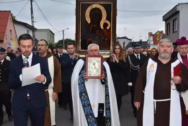 Nawiedzenie kopii ikony jasnogórskiej w kościele pw. św. Apostołów Piotra i Pawła w Ptaszkowie