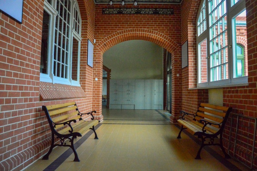 Dworzec kolejowy w Kwidzynie siedzibą biblioteki. W piątek uroczyste otwarcie! [ZDJĘCIA]