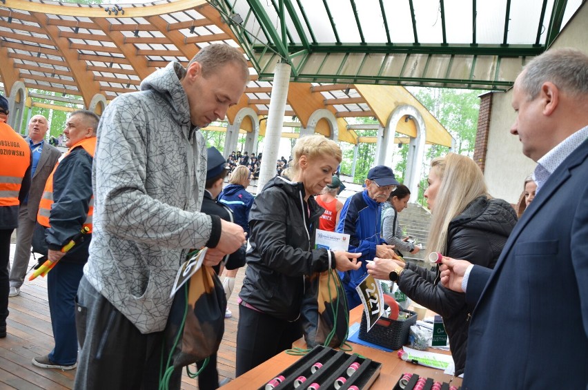 XX Półmaraton Hajnowski za nami. W sobotę w Hajnówce wystartowało prawie 300 biegaczy [ZDJĘCIA]