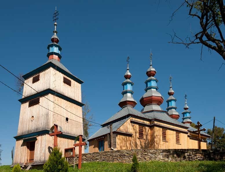 Komańcza - cerkiew Opieki Matki Bożej