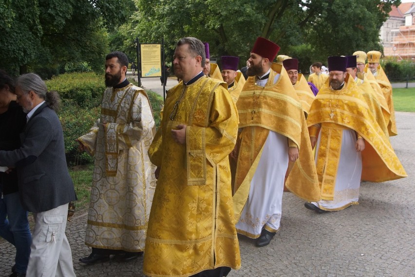 Cerkiew prawosławna w Kaliszu obchodziła święto patronów św. Apostołów Piotra i Pawła [FOTO]