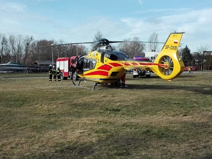 Lądowanie helikopter LPR w Brzegu