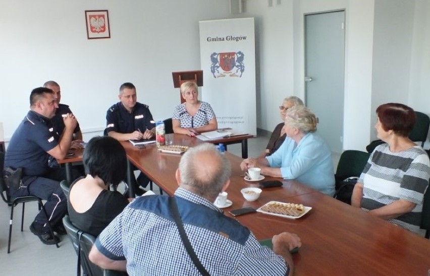 Sołtysi z gminy Głogów spotkali się z komendantem policji