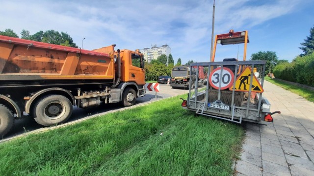 Roboty przy przystanku "Czereśniowa" zaczęły się prawie miesiąc temu.