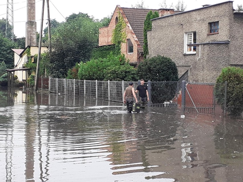 Woda wdarła się do domów. Mieszkańcy Czerwionki stracili...