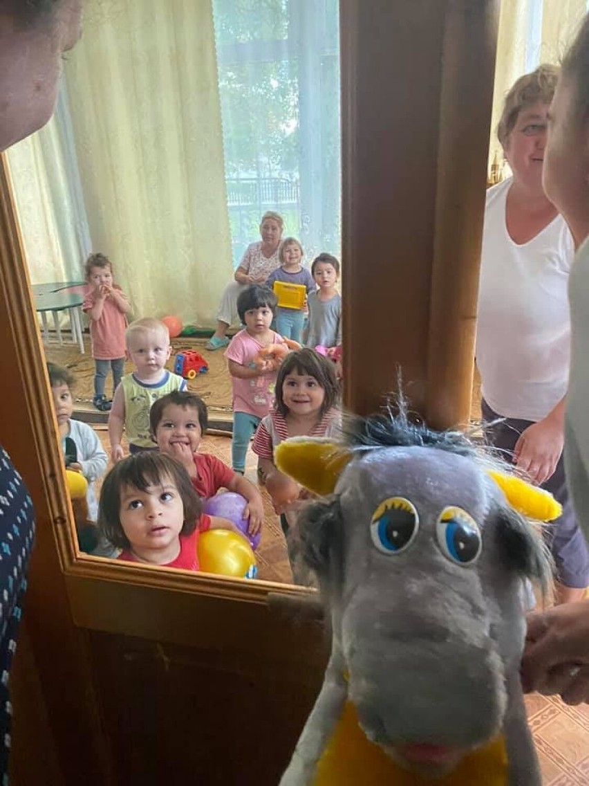 W sierocińcu na Ukrainie mieszka 220 dzieci! Potrzeba 440 piżamek dla nich! Pomożesz? 